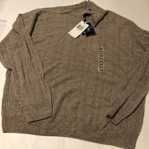 Men's Levi Dockers Pullover Sweater size Med. NWT